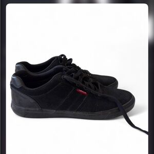 Levi's Classic Black Men's Sneakers